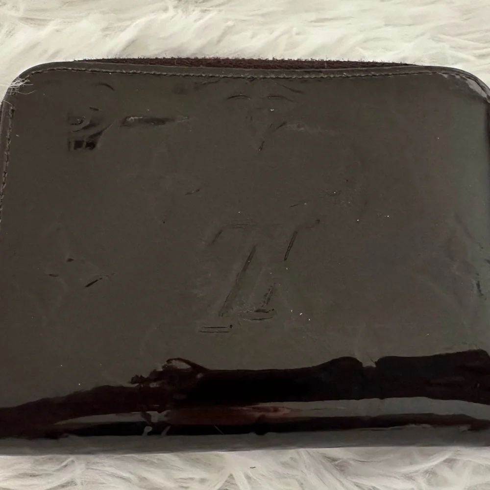 Louis Vuitton this wallet